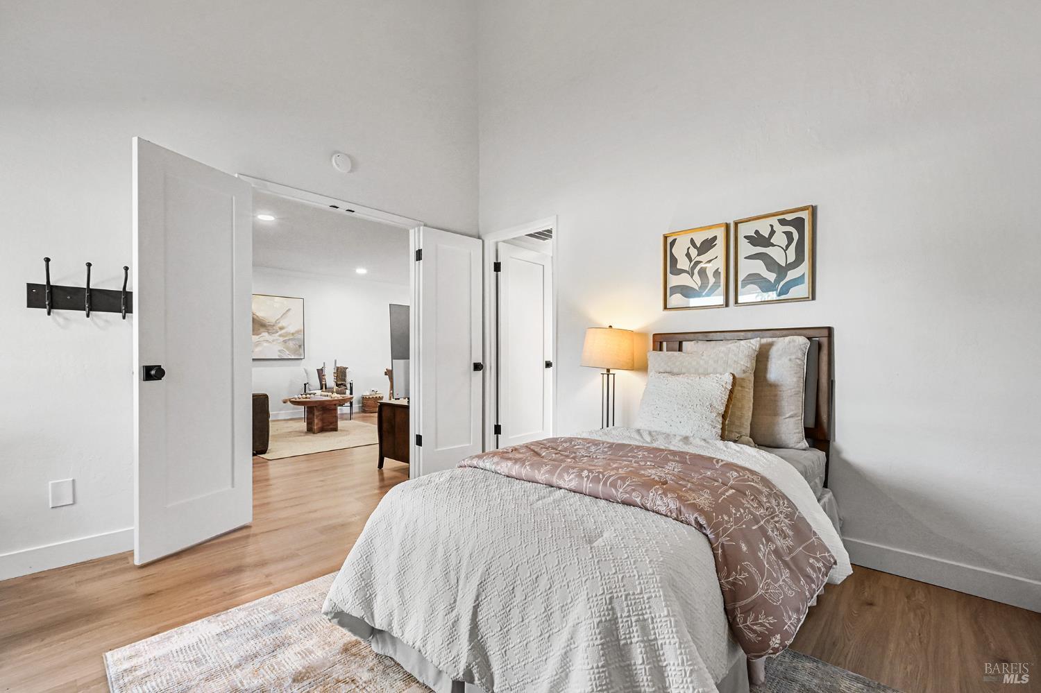 Detail Gallery Image 22 of 45 For 855 Garden Ct, Petaluma,  CA 94954 - 4 Beds | 2 Baths