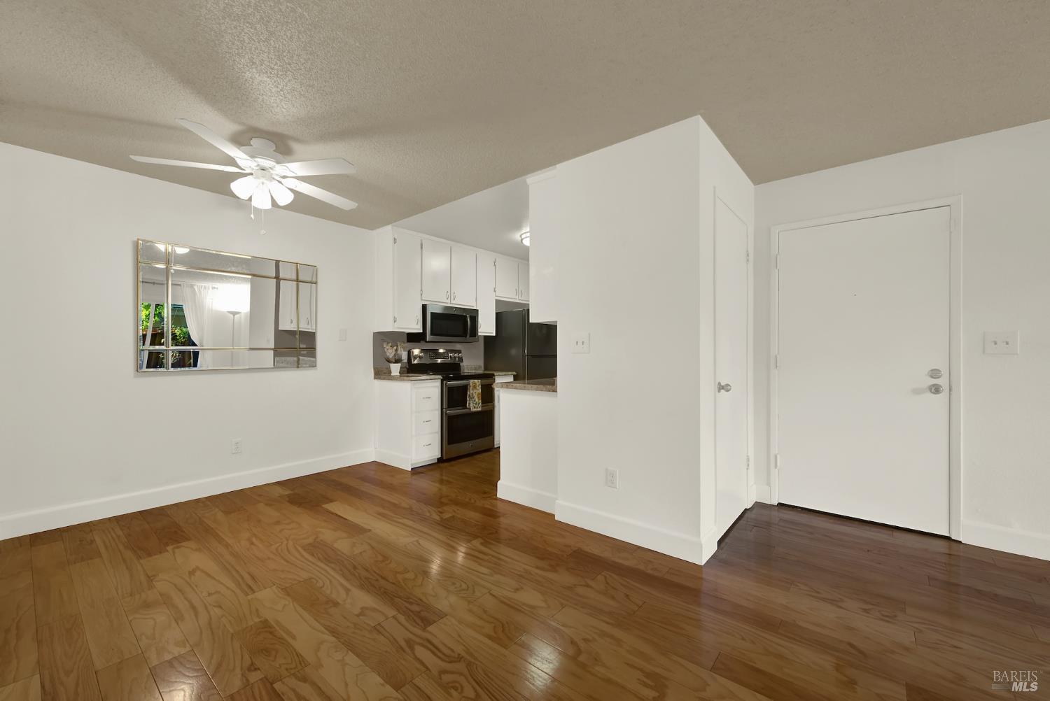 Detail Gallery Image 13 of 48 For 548 Arcadia Dr, Vacaville,  CA 95687 - 2 Beds | 1 Baths