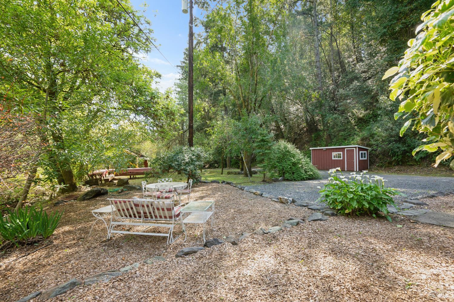 Detail Gallery Image 34 of 51 For 1311 W Dry Creek Rd, Healdsburg,  CA 95448 - 2 Beds | 1/1 Baths