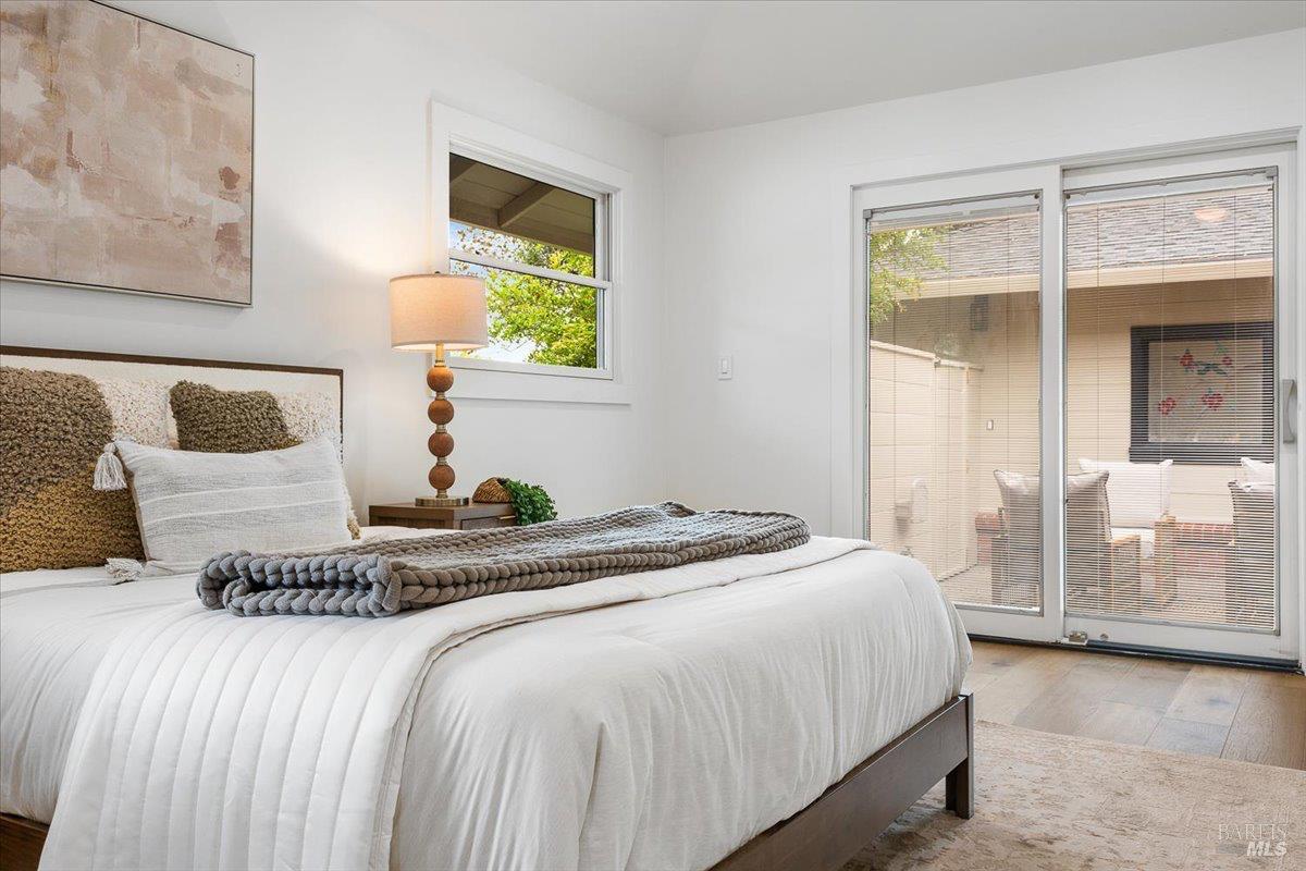 Detail Gallery Image 24 of 62 For 205 Alderbrook Dr, Santa Rosa,  CA 95405 - 3 Beds | 3 Baths