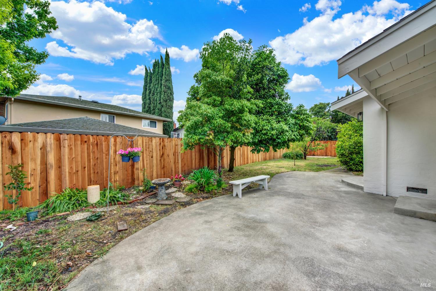 Detail Gallery Image 57 of 64 For 413 Violet Ct, Fairfield,  CA 94533 - 4 Beds | 2 Baths