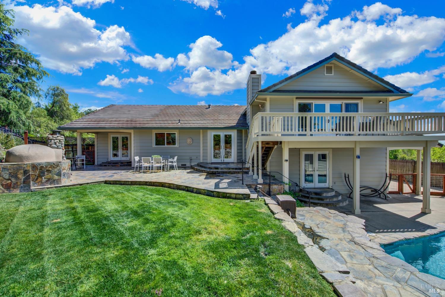 Detail Gallery Image 43 of 59 For 1064 Stonebridge Dr, Napa,  CA 94558 - 3 Beds | 2/1 Baths