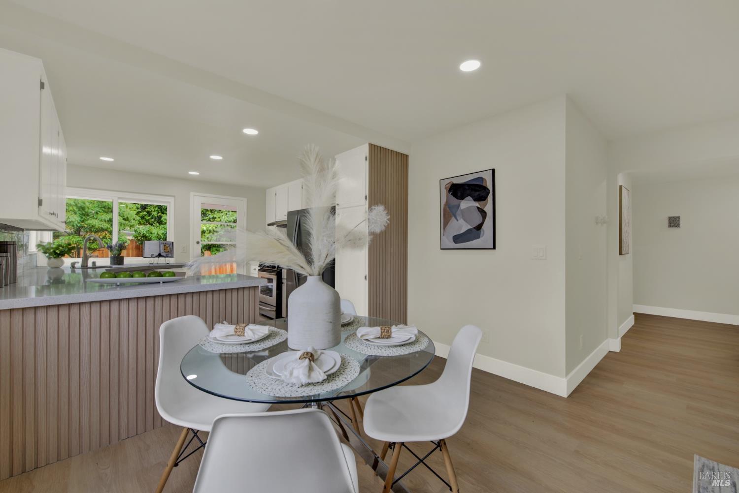 Detail Gallery Image 15 of 64 For 413 Violet Ct, Fairfield,  CA 94533 - 4 Beds | 2 Baths