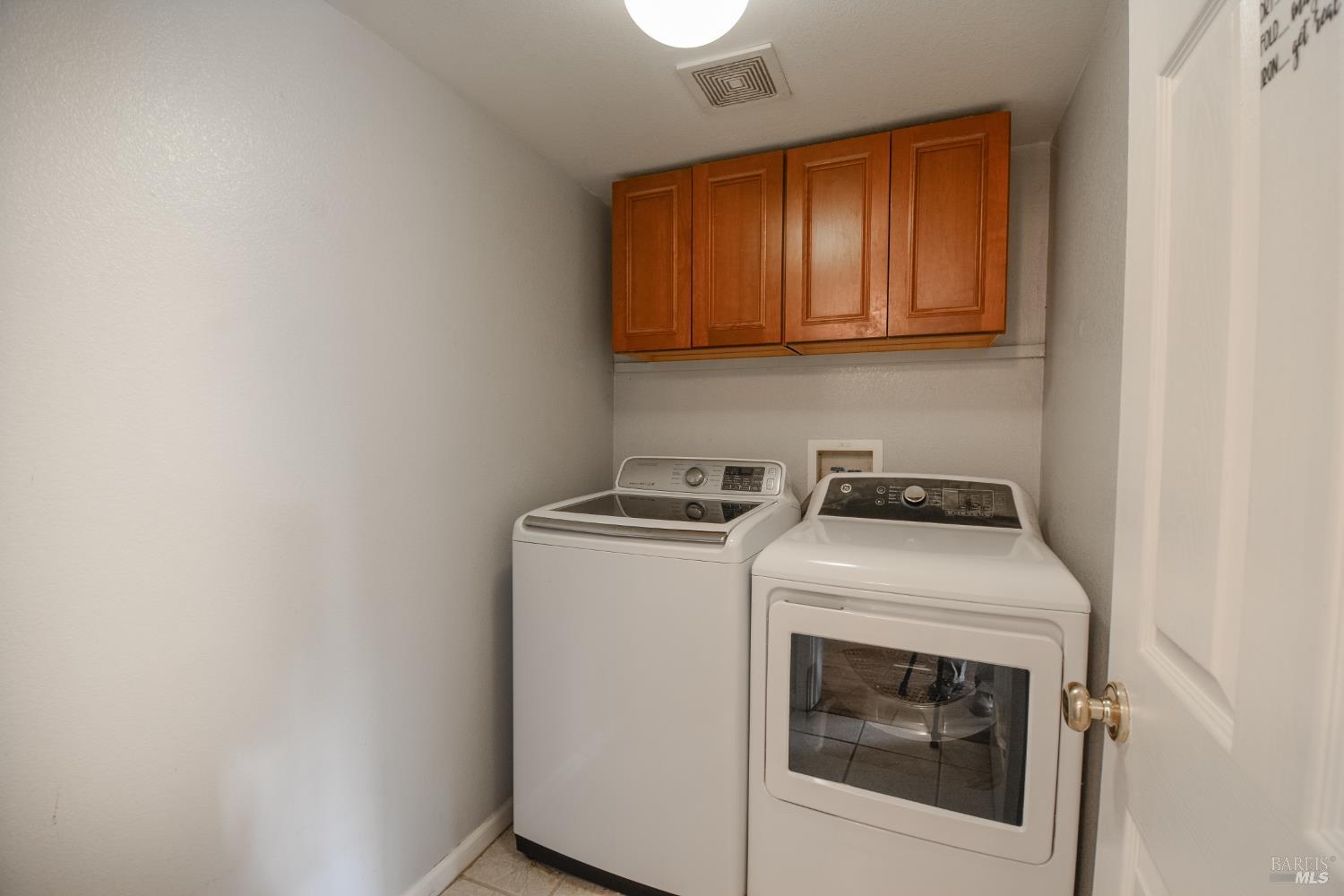 Detail Gallery Image 18 of 53 For 640 Ferguson Ct, Dixon,  CA 95620 - 4 Beds | 3/1 Baths