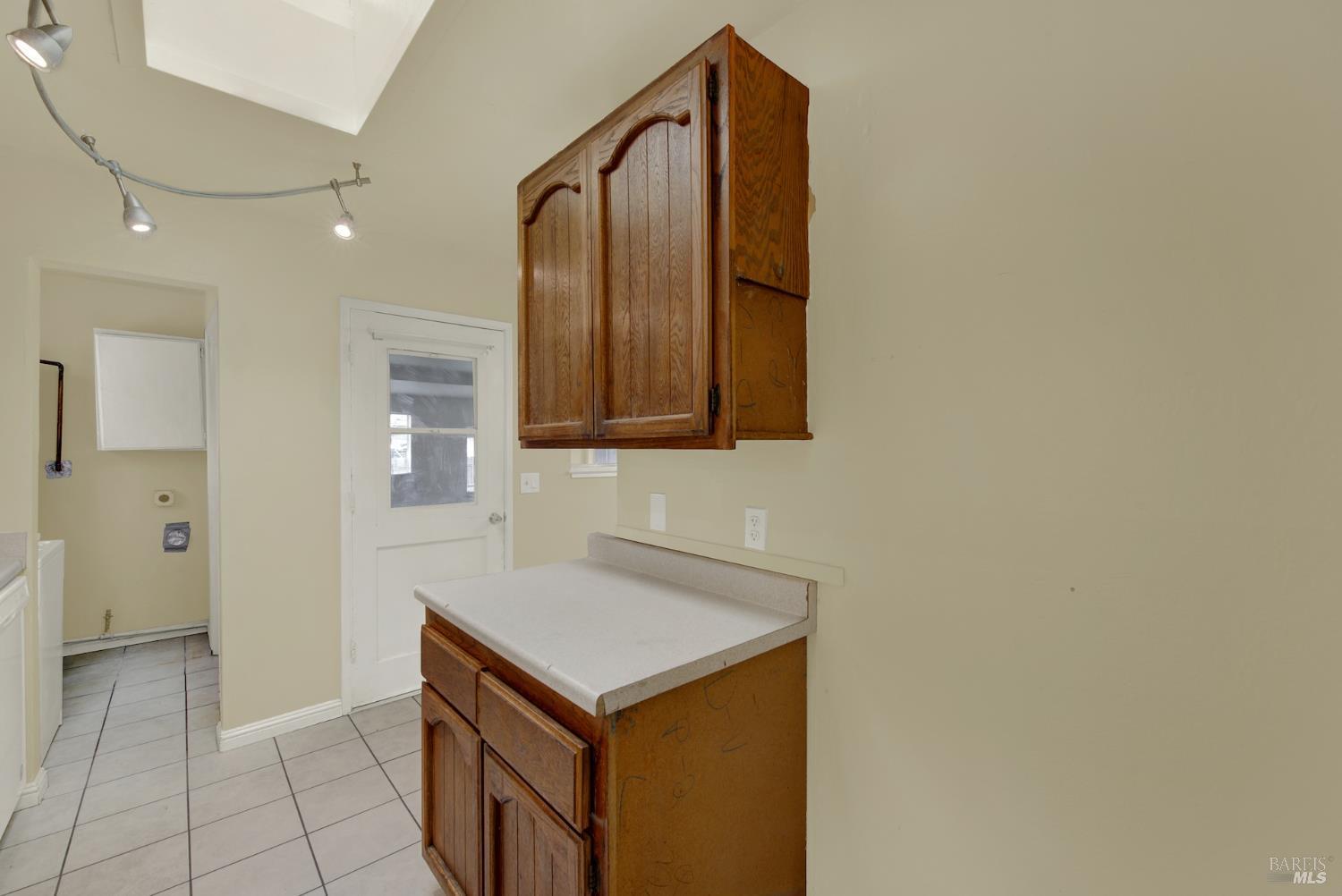 Detail Gallery Image 25 of 69 For 499 Apple Tree Ln, Fairfield,  CA 94533 - 3 Beds | 1 Baths