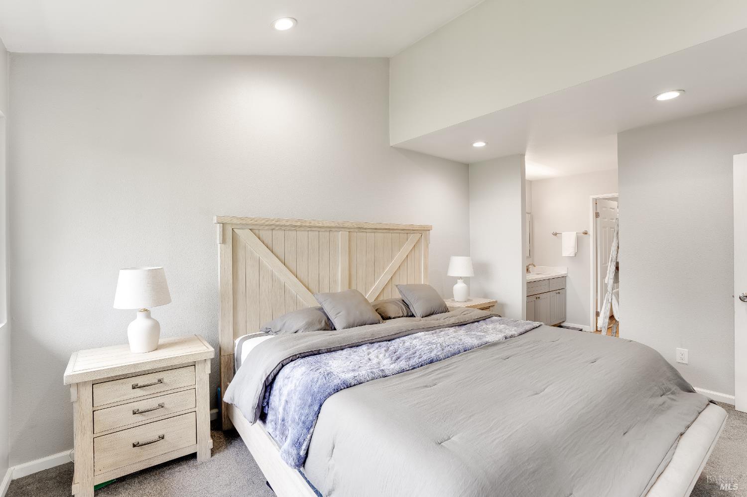 Detail Gallery Image 13 of 18 For 211 Apollo Unkn #5,  Hercules,  CA 94547 - 3 Beds | 2/1 Baths