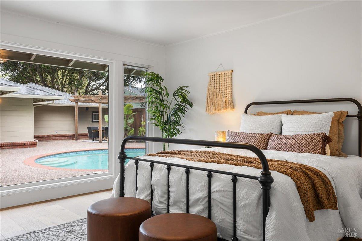 Detail Gallery Image 38 of 62 For 205 Alderbrook Dr, Santa Rosa,  CA 95405 - 3 Beds | 3 Baths