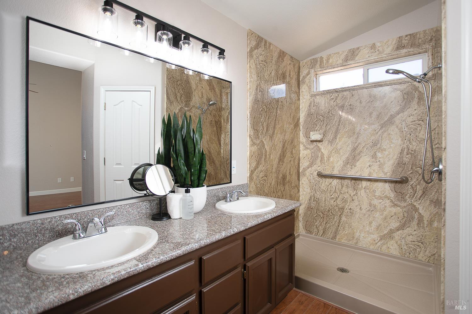 Detail Gallery Image 31 of 52 For 1620 Austin Dr, Dixon,  CA 95620 - 4 Beds | 2 Baths