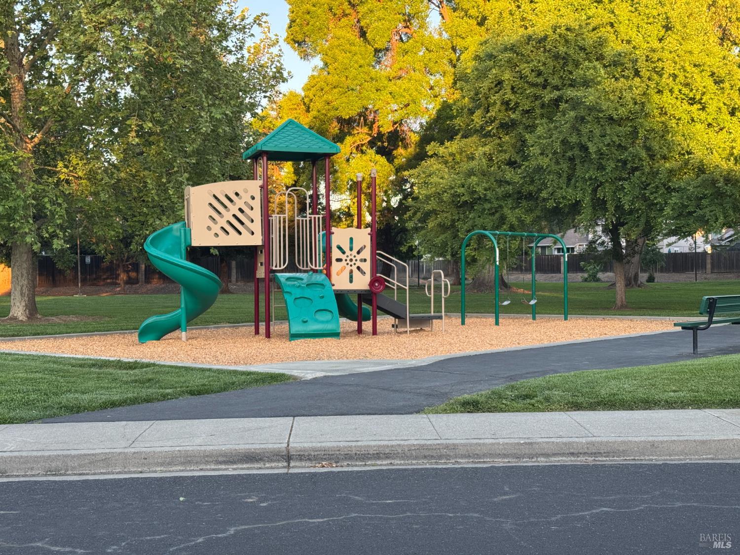 Detail Gallery Image 69 of 72 For 606 Sunnyvale Pl, Vacaville,  CA 95687 - 5 Beds | 2/1 Baths