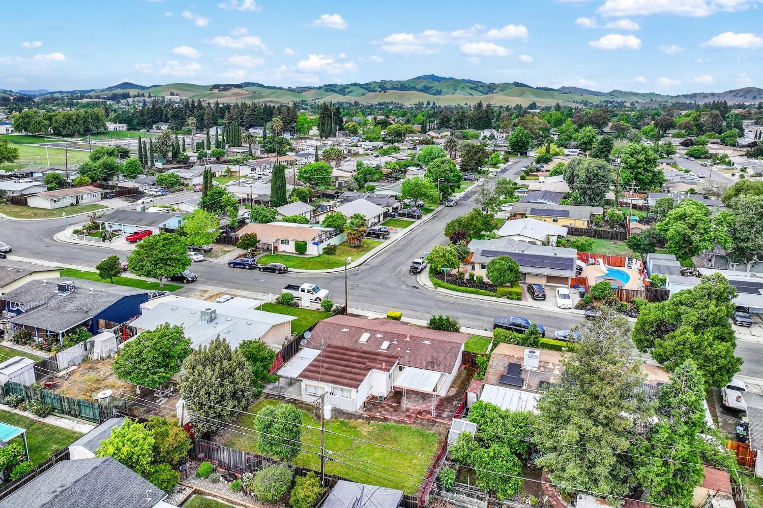 Detail Gallery Image 51 of 69 For 499 Apple Tree Ln, Fairfield,  CA 94533 - 3 Beds | 1 Baths