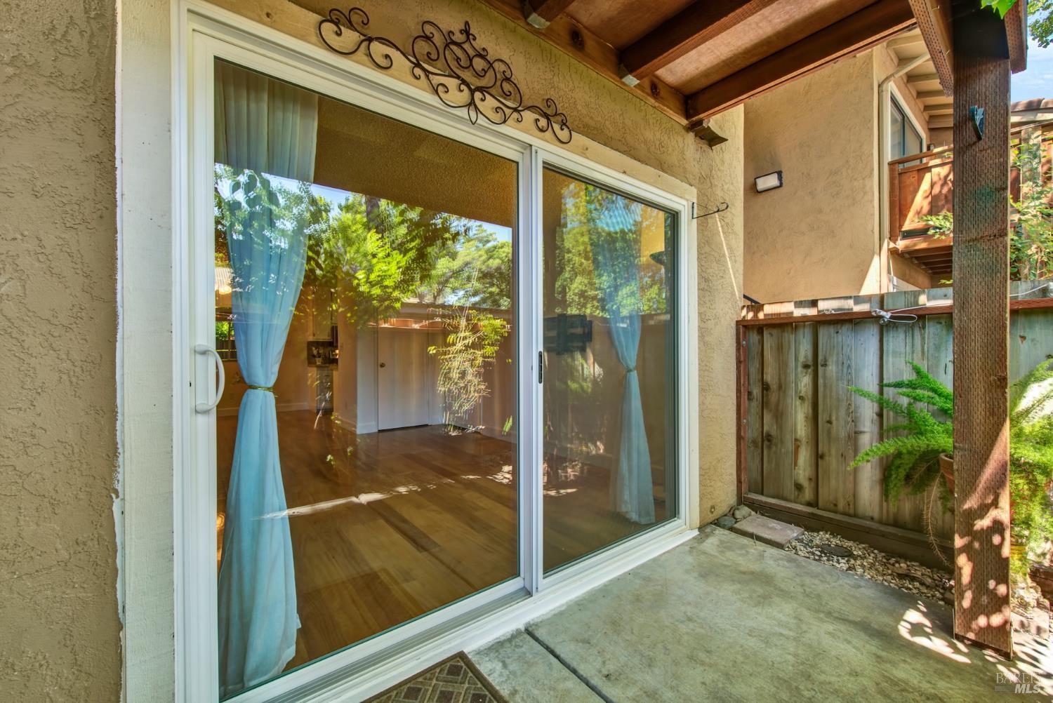 Detail Gallery Image 35 of 48 For 548 Arcadia Dr, Vacaville,  CA 95687 - 2 Beds | 1 Baths