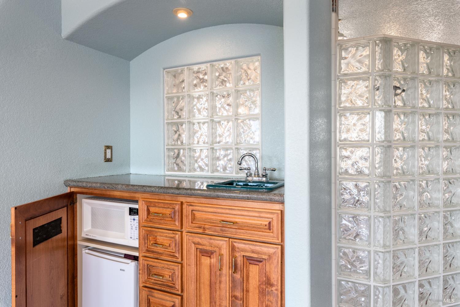 Detail Gallery Image 41 of 99 For 425 Lake Vista Dr, Lakeport,  CA 95453 - 3 Beds | 3/2 Baths