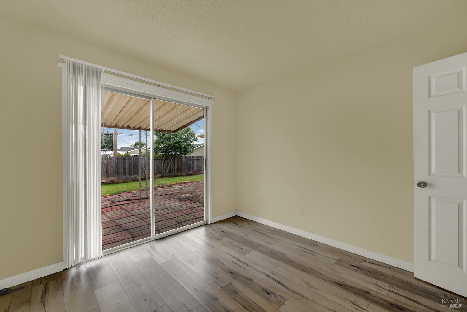 Detail Gallery Image 44 of 69 For 499 Apple Tree Ln, Fairfield,  CA 94533 - 3 Beds | 1 Baths