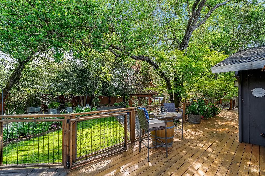 Detail Gallery Image 28 of 38 For 779 Joni Ct, Windsor,  CA 95492 - 4 Beds | 3 Baths