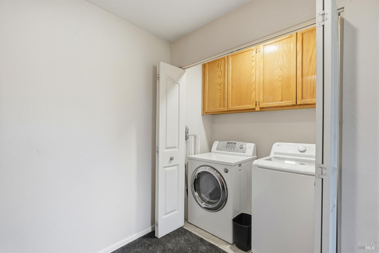 Detail Gallery Image 20 of 24 For 1731 Walnut Creek Dr, Santa Rosa,  CA 95403 - 4 Beds | 2/1 Baths