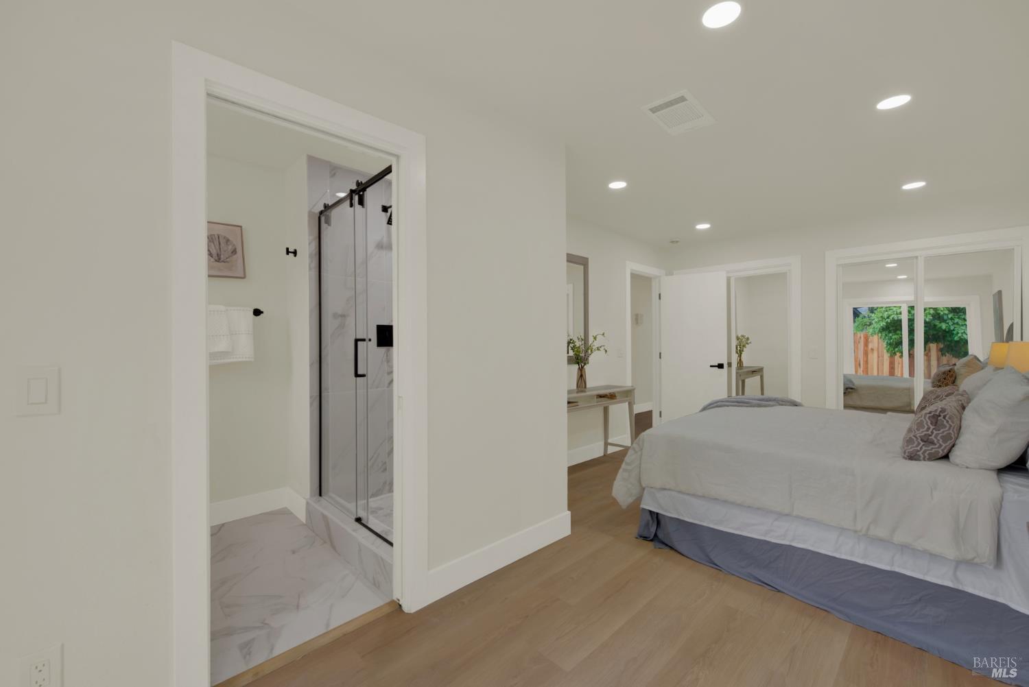 Detail Gallery Image 32 of 64 For 413 Violet Ct, Fairfield,  CA 94533 - 4 Beds | 2 Baths