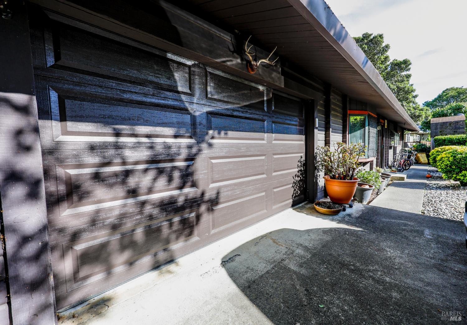 Detail Gallery Image 28 of 28 For 11 Green Point Ln, Novato,  CA 94945 - 5 Beds | 3 Baths