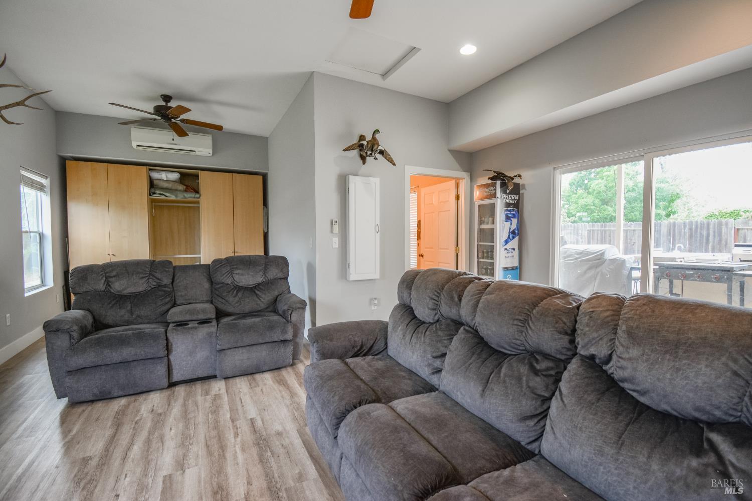 Detail Gallery Image 38 of 53 For 640 Ferguson Ct, Dixon,  CA 95620 - 4 Beds | 3/1 Baths