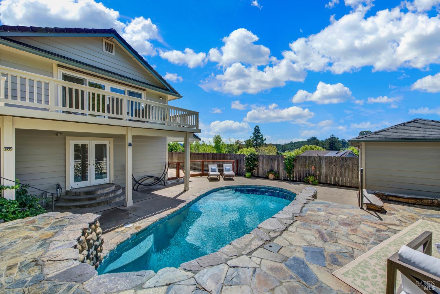 Detail Gallery Image 52 of 59 For 1064 Stonebridge Dr, Napa,  CA 94558 - 3 Beds | 2/1 Baths