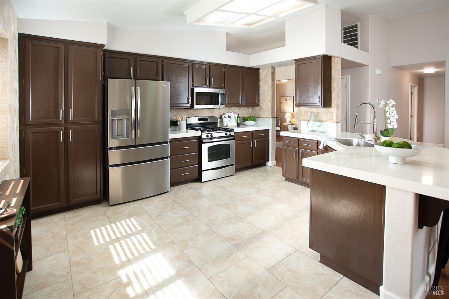 Detail Gallery Image 22 of 52 For 1620 Austin Dr, Dixon,  CA 95620 - 4 Beds | 2 Baths