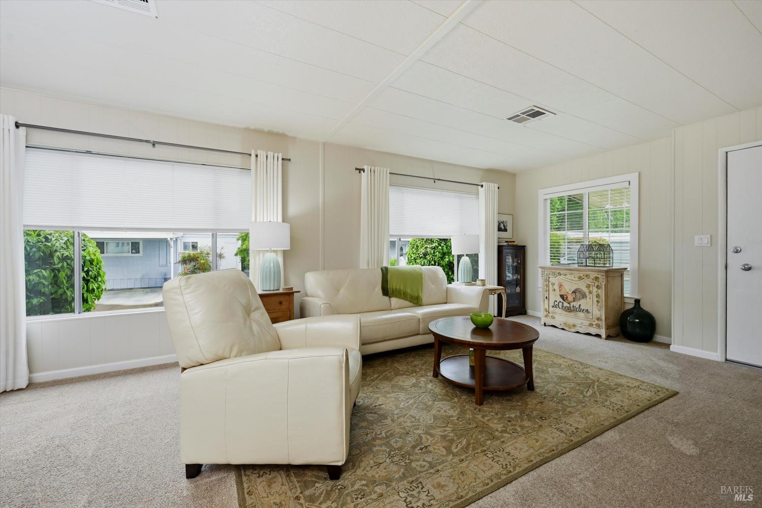 Detail Gallery Image 4 of 43 For 2412 Foothill Blvd 178, Calistoga,  CA 94515 - 2 Beds | 2 Baths