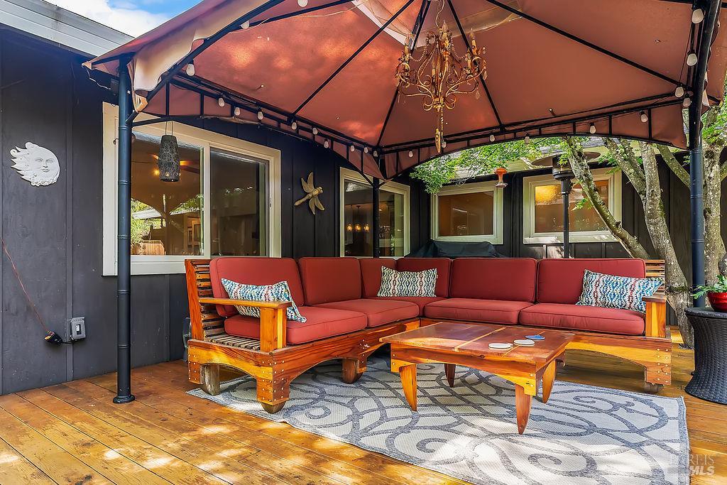 Detail Gallery Image 30 of 38 For 779 Joni Ct, Windsor,  CA 95492 - 4 Beds | 3 Baths