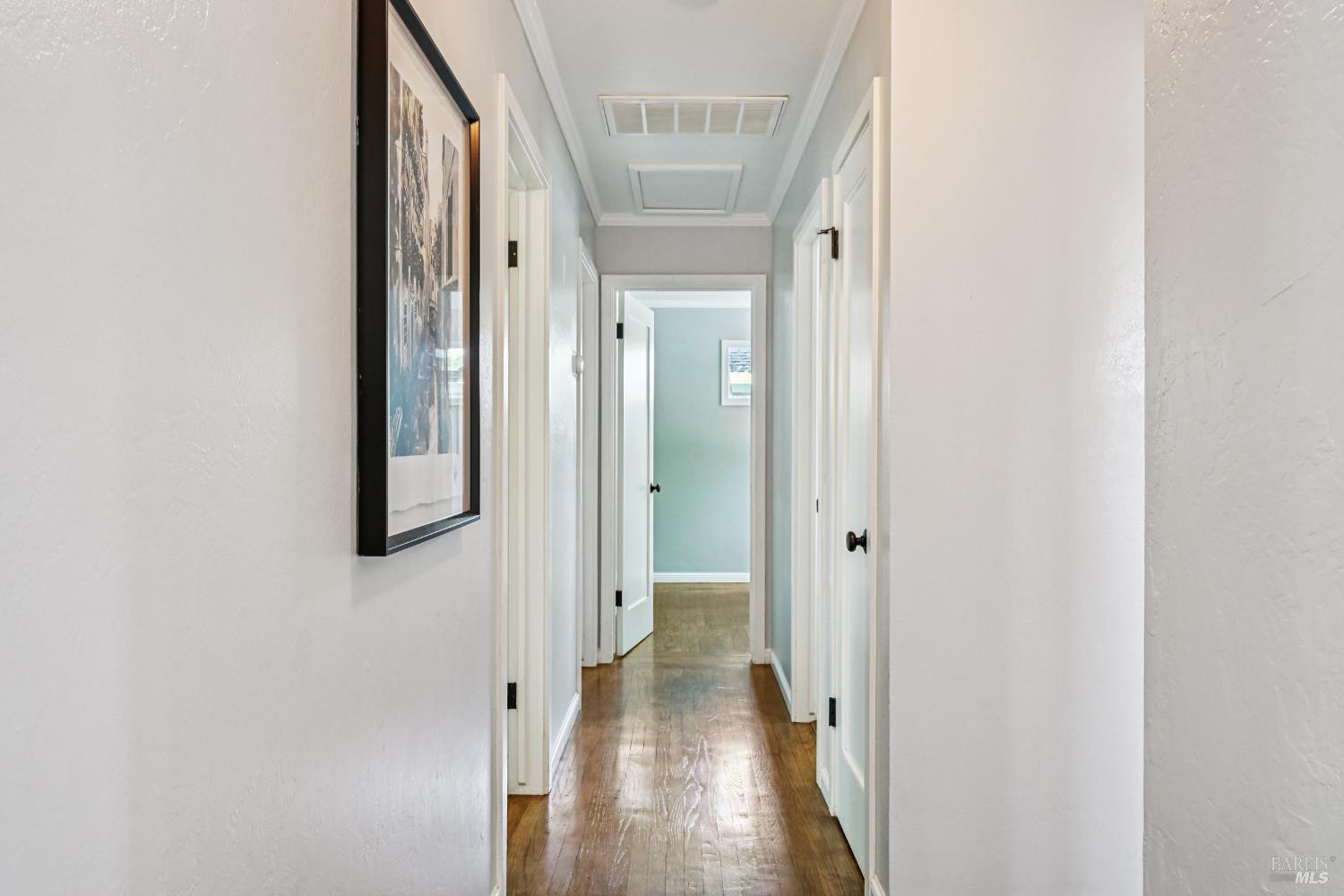 Detail Gallery Image 16 of 41 For 3045 Spring Creek Dr, Santa Rosa,  CA 95405 - 3 Beds | 1 Baths