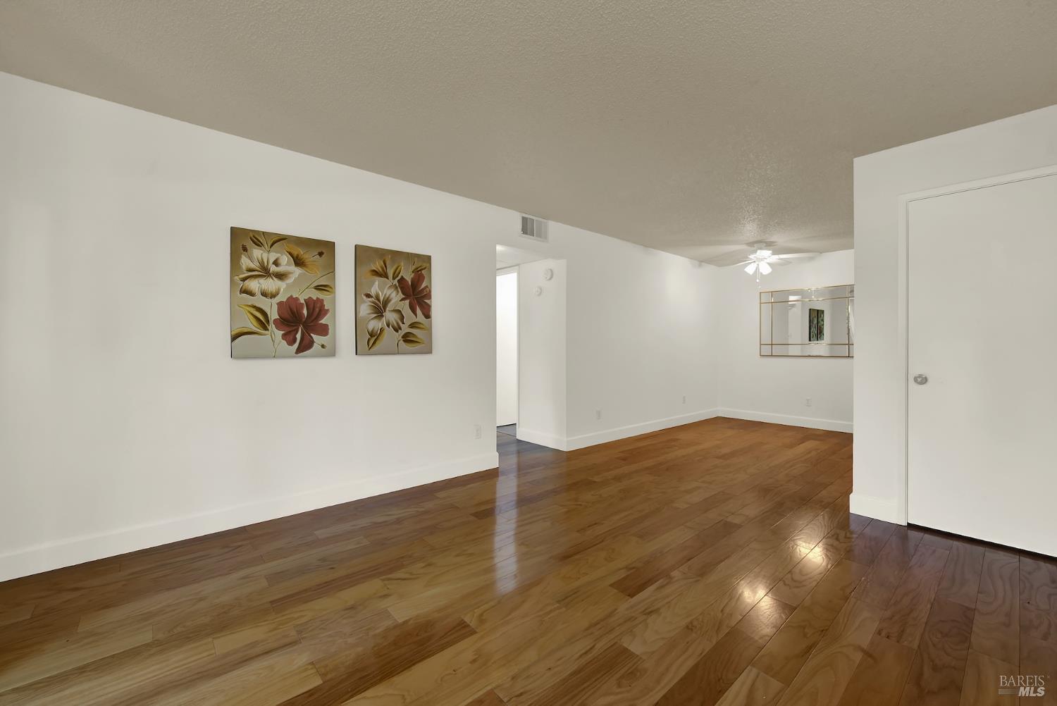 Detail Gallery Image 12 of 48 For 548 Arcadia Dr, Vacaville,  CA 95687 - 2 Beds | 1 Baths