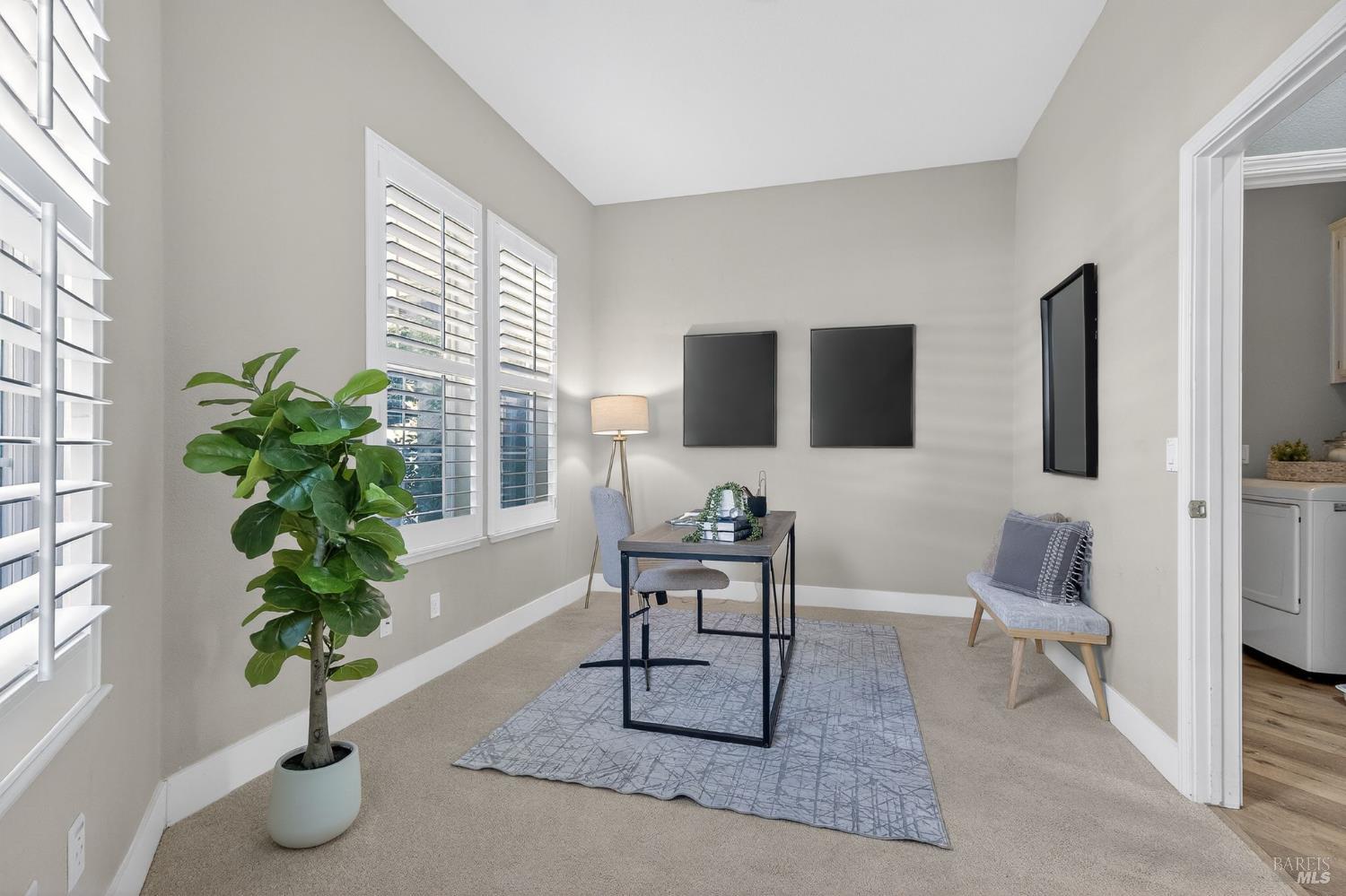 Detail Gallery Image 19 of 28 For 10 Makena Ct, Petaluma,  CA 94954 - 4 Beds | 3 Baths