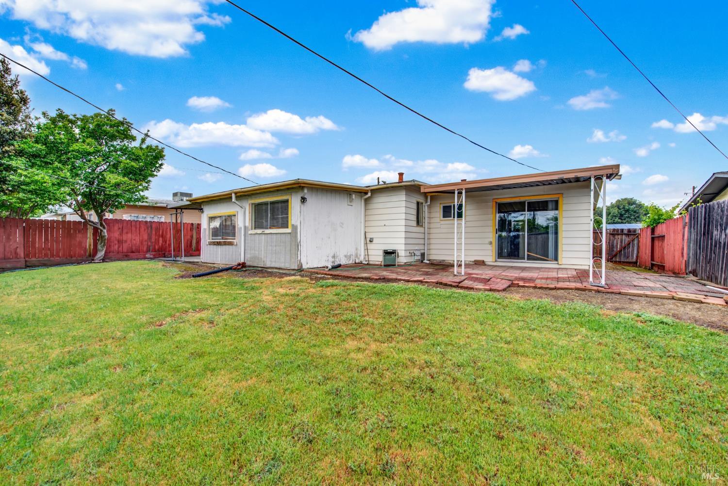 Detail Gallery Image 59 of 69 For 499 Apple Tree Ln, Fairfield,  CA 94533 - 3 Beds | 1 Baths