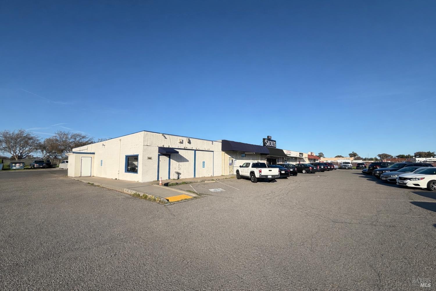 Detail Gallery Image 2 of 8 For 566 Parker Rd, Fairfield,  CA 94533 - – Beds | – Baths