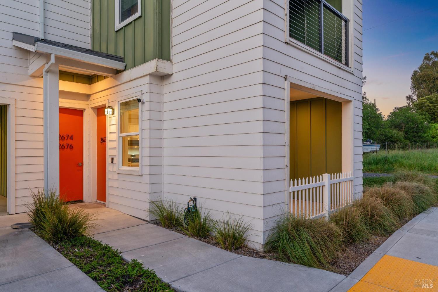 Detail Gallery Image 2 of 25 For 2672 Franz Kafka Ave, Santa Rosa,  CA 95404 - 1 Beds | 1 Baths