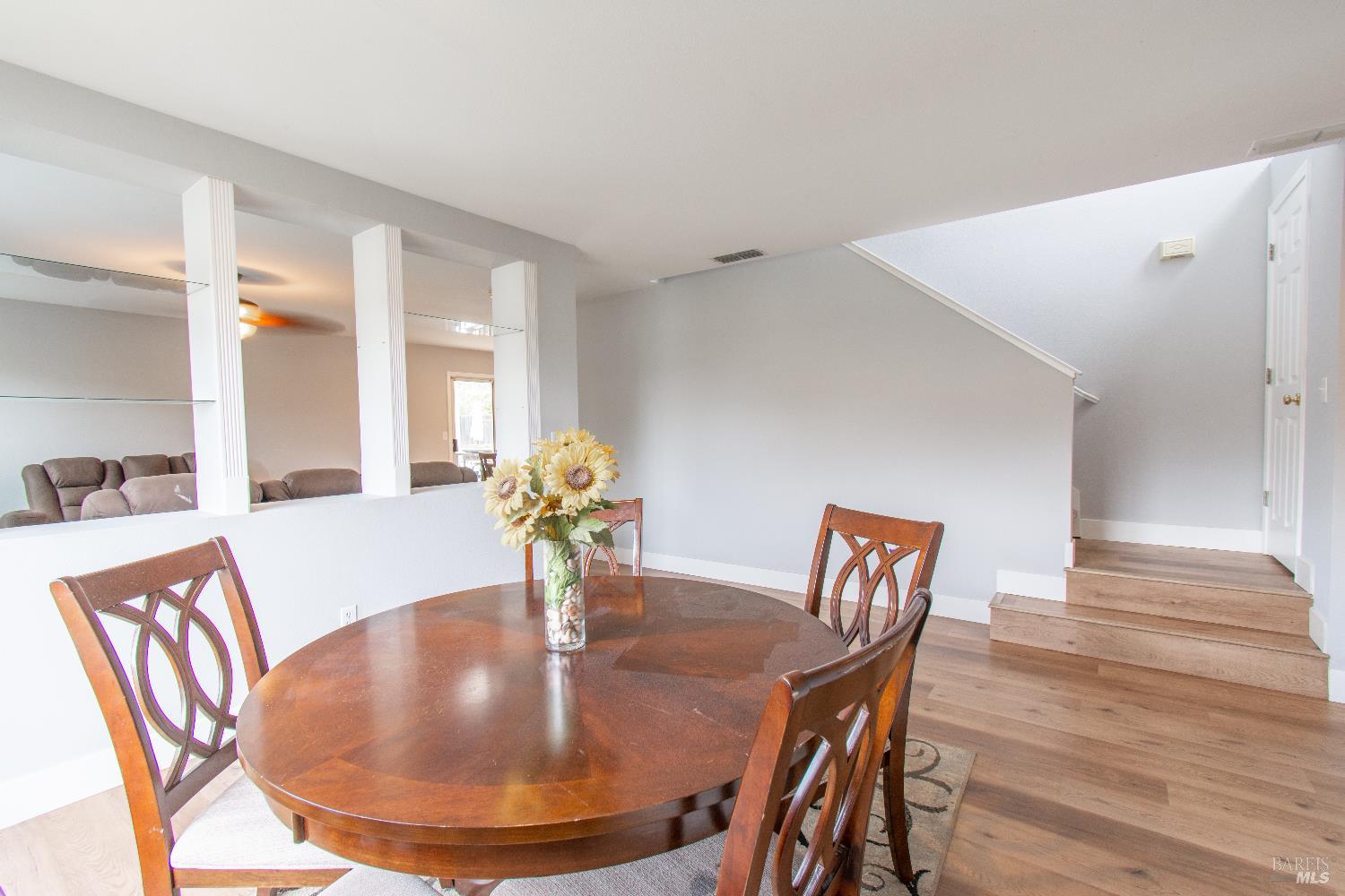 Detail Gallery Image 9 of 53 For 640 Ferguson Ct, Dixon,  CA 95620 - 4 Beds | 3/1 Baths