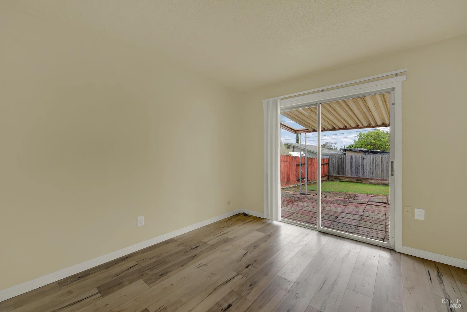 Detail Gallery Image 43 of 69 For 499 Apple Tree Ln, Fairfield,  CA 94533 - 3 Beds | 1 Baths