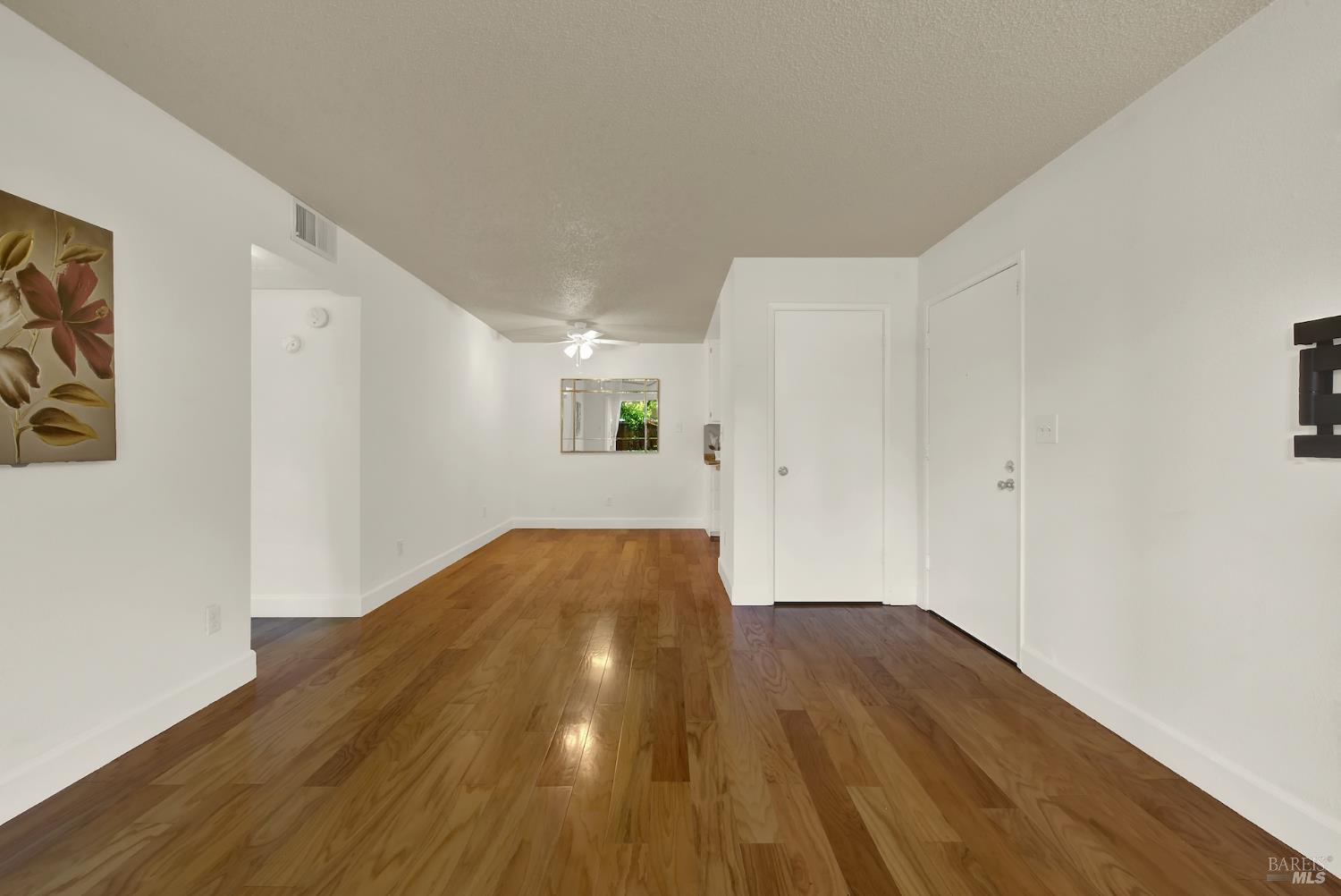 Detail Gallery Image 11 of 48 For 548 Arcadia Dr, Vacaville,  CA 95687 - 2 Beds | 1 Baths