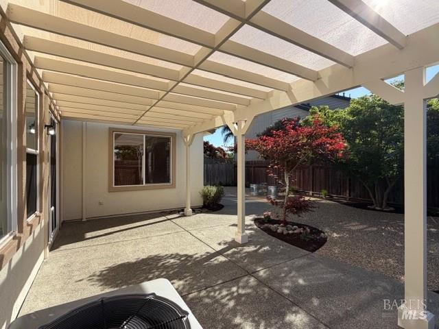 Detail Gallery Image 6 of 19 For 1545 Jainine St, Santa Rosa,  CA 95403 - 4 Beds | 3 Baths