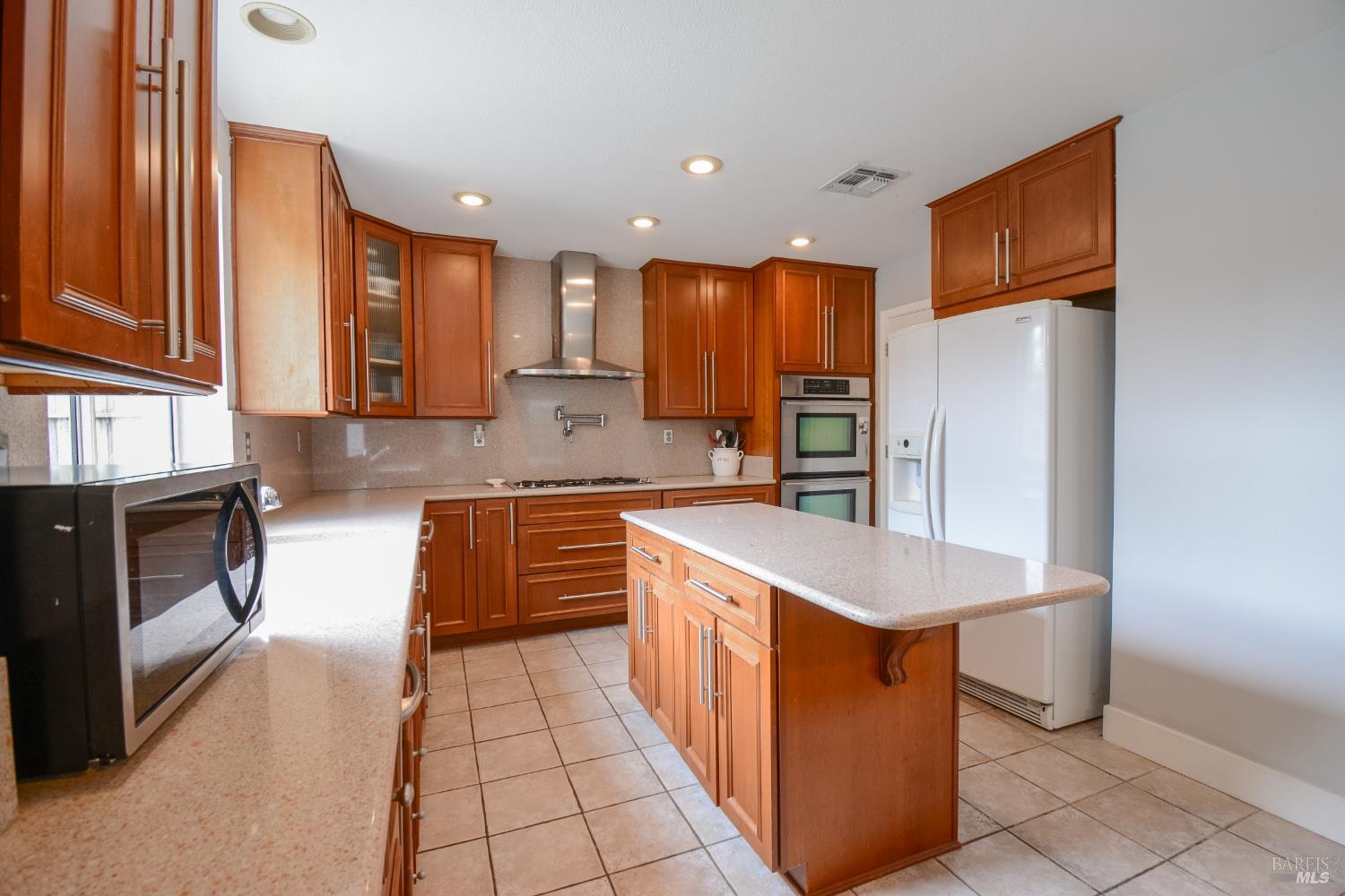 Detail Gallery Image 14 of 53 For 640 Ferguson Ct, Dixon,  CA 95620 - 4 Beds | 3/1 Baths