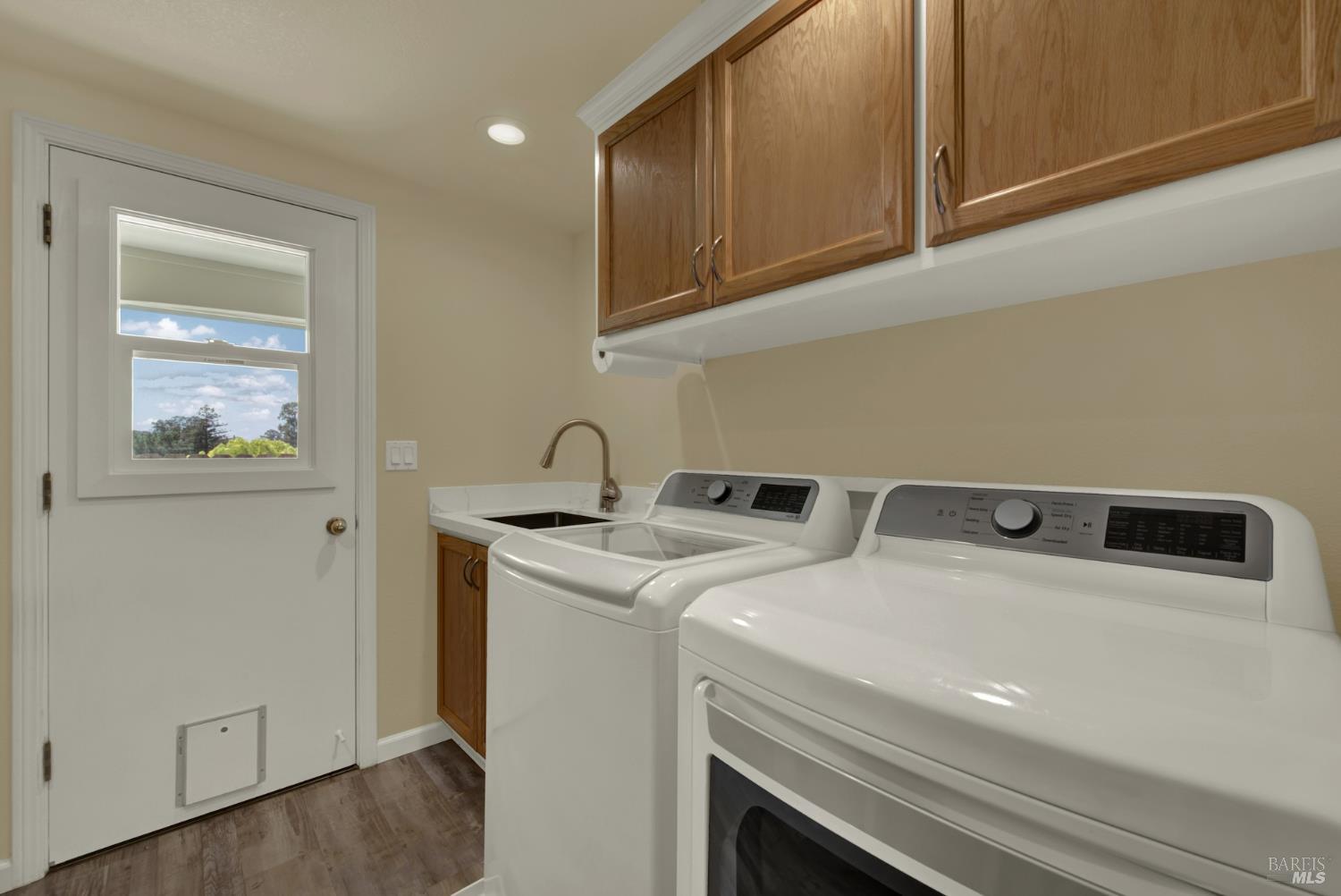 Detail Gallery Image 21 of 59 For 1064 Stonebridge Dr, Napa,  CA 94558 - 3 Beds | 2/1 Baths