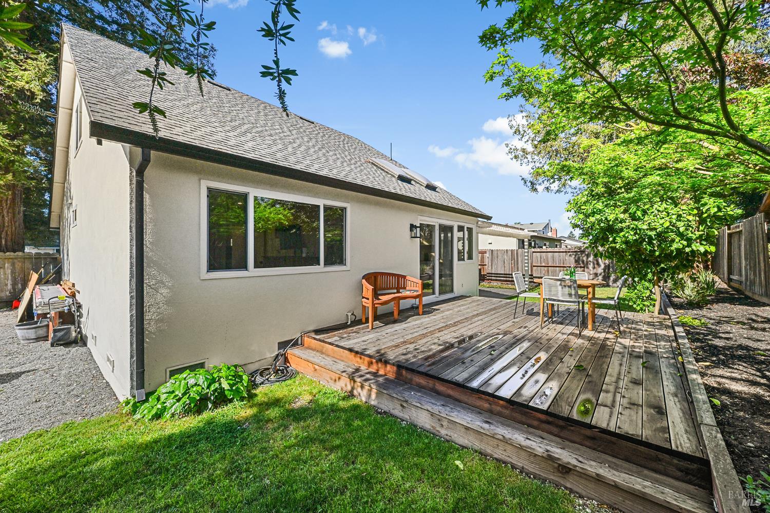 Detail Gallery Image 38 of 45 For 855 Garden Ct, Petaluma,  CA 94954 - 4 Beds | 2 Baths