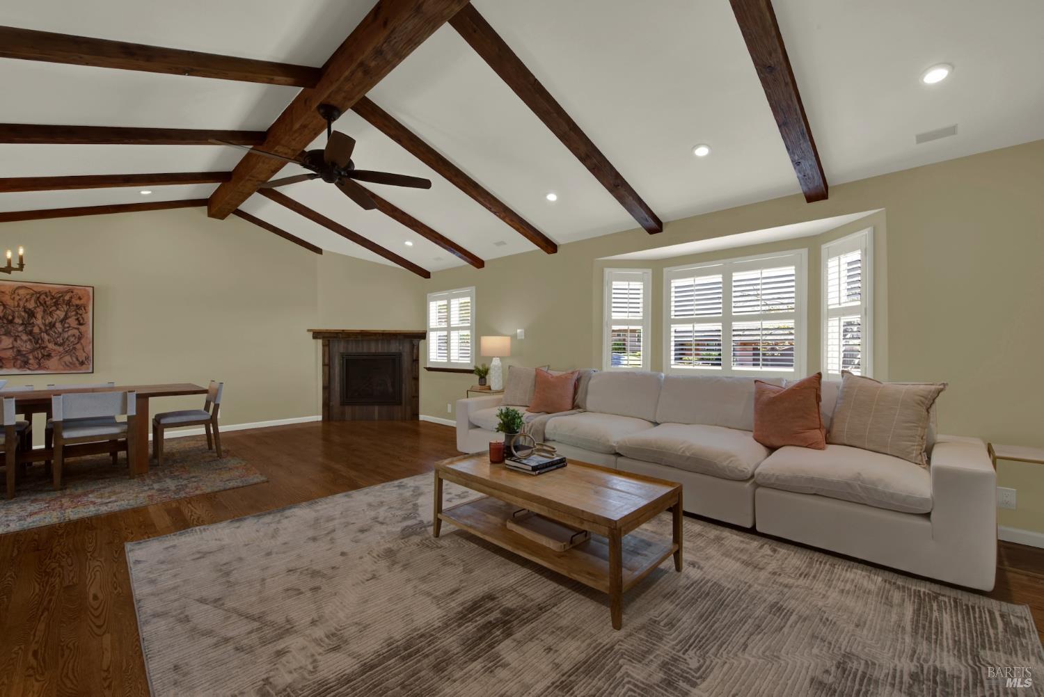 Detail Gallery Image 6 of 59 For 1064 Stonebridge Dr, Napa,  CA 94558 - 3 Beds | 2/1 Baths