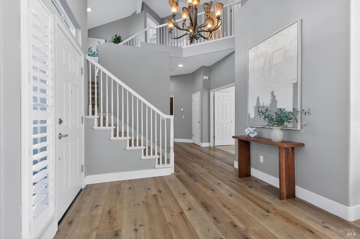 Detail Gallery Image 13 of 28 For 10 Makena Ct, Petaluma,  CA 94954 - 4 Beds | 3 Baths