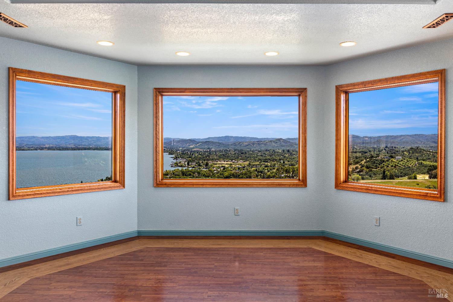 Detail Gallery Image 38 of 99 For 425 Lake Vista Dr, Lakeport,  CA 95453 - 3 Beds | 3/2 Baths