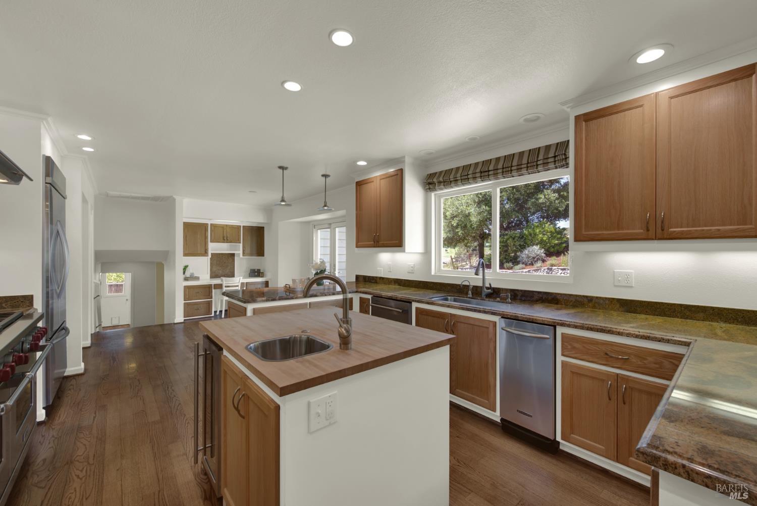 Detail Gallery Image 11 of 59 For 1064 Stonebridge Dr, Napa,  CA 94558 - 3 Beds | 2/1 Baths