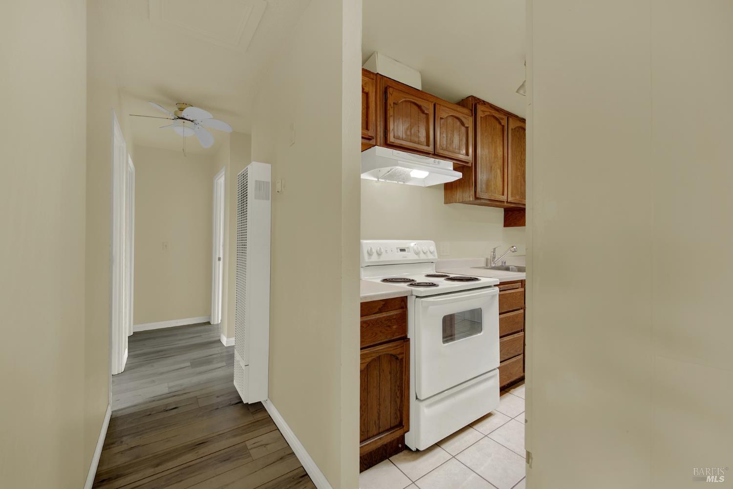 Detail Gallery Image 32 of 69 For 499 Apple Tree Ln, Fairfield,  CA 94533 - 3 Beds | 1 Baths