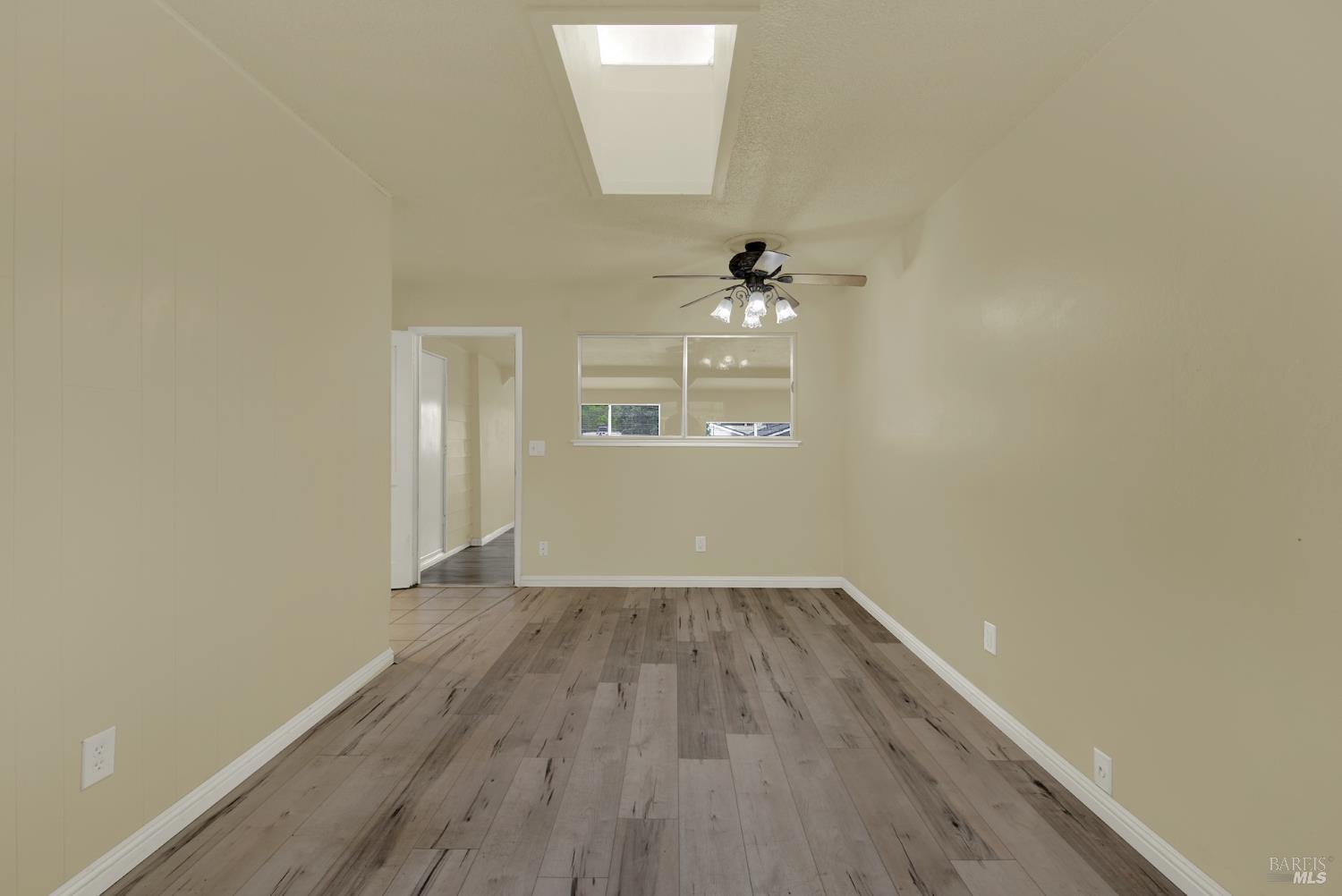 Detail Gallery Image 12 of 69 For 499 Apple Tree Ln, Fairfield,  CA 94533 - 3 Beds | 1 Baths