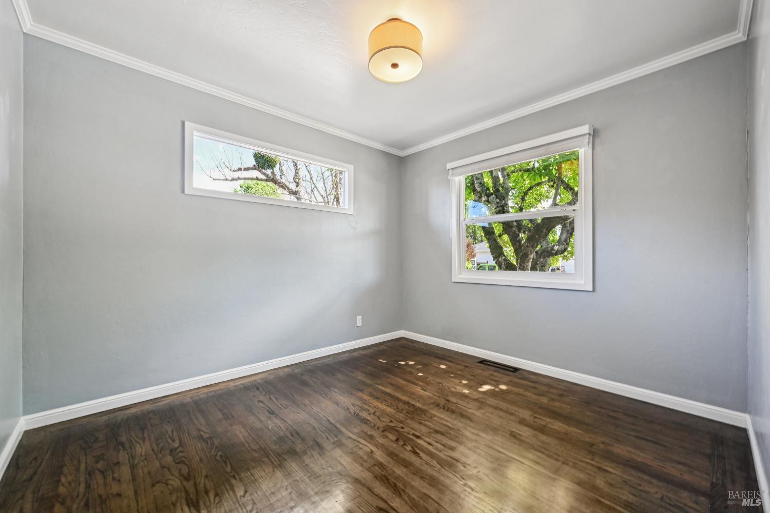 Detail Gallery Image 30 of 41 For 3045 Spring Creek Dr, Santa Rosa,  CA 95405 - 3 Beds | 1 Baths