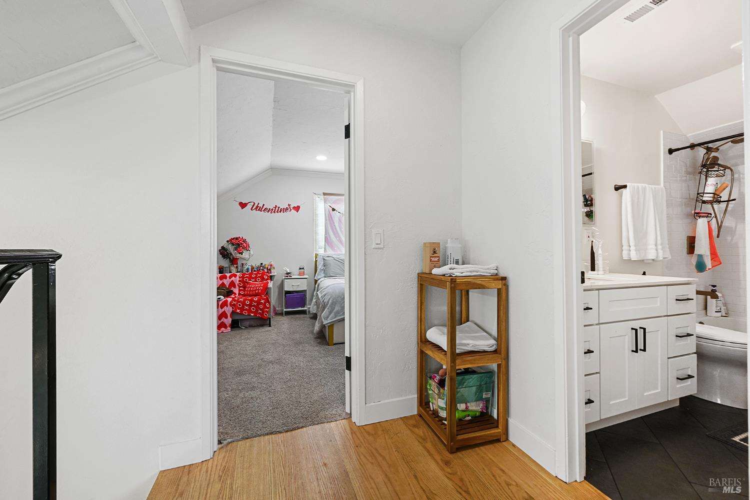 Detail Gallery Image 32 of 45 For 855 Garden Ct, Petaluma,  CA 94954 - 4 Beds | 2 Baths