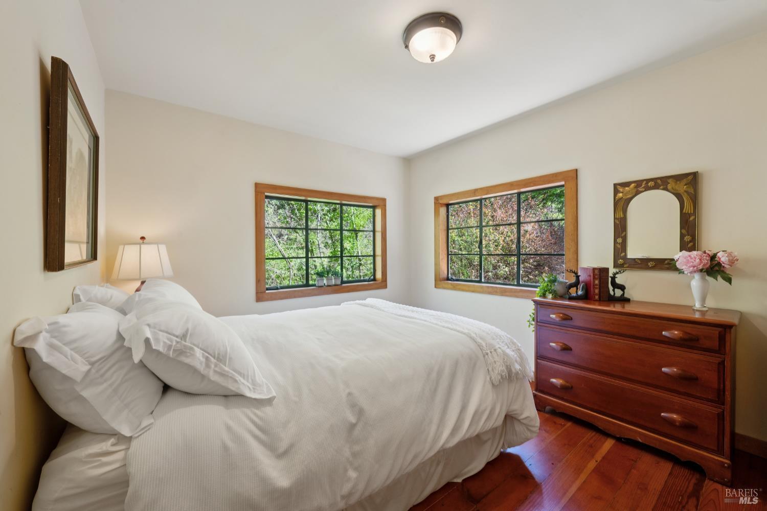 Detail Gallery Image 27 of 51 For 1311 W Dry Creek Rd, Healdsburg,  CA 95448 - 2 Beds | 1/1 Baths