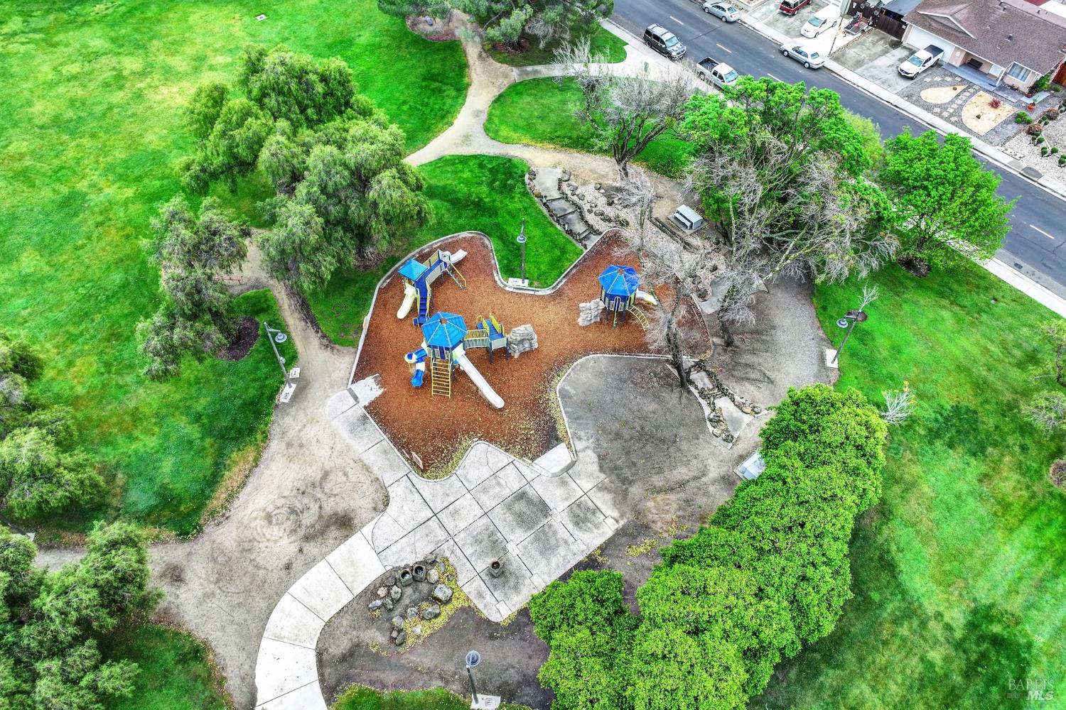 Detail Gallery Image 62 of 64 For 413 Violet Ct, Fairfield,  CA 94533 - 4 Beds | 2 Baths