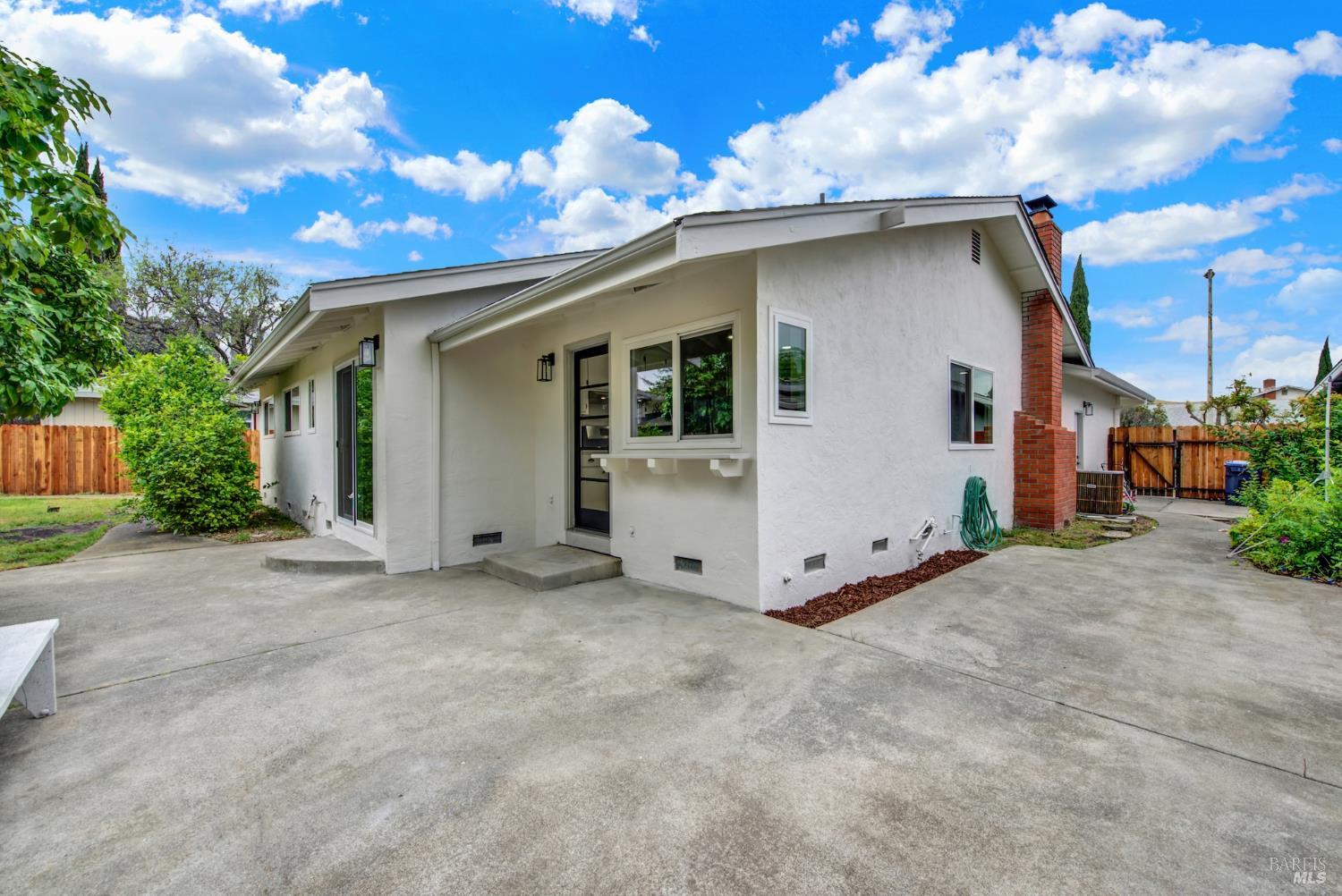 Detail Gallery Image 55 of 64 For 413 Violet Ct, Fairfield,  CA 94533 - 4 Beds | 2 Baths